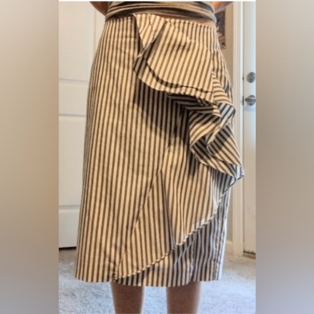 Super cute skirt! Sz 6